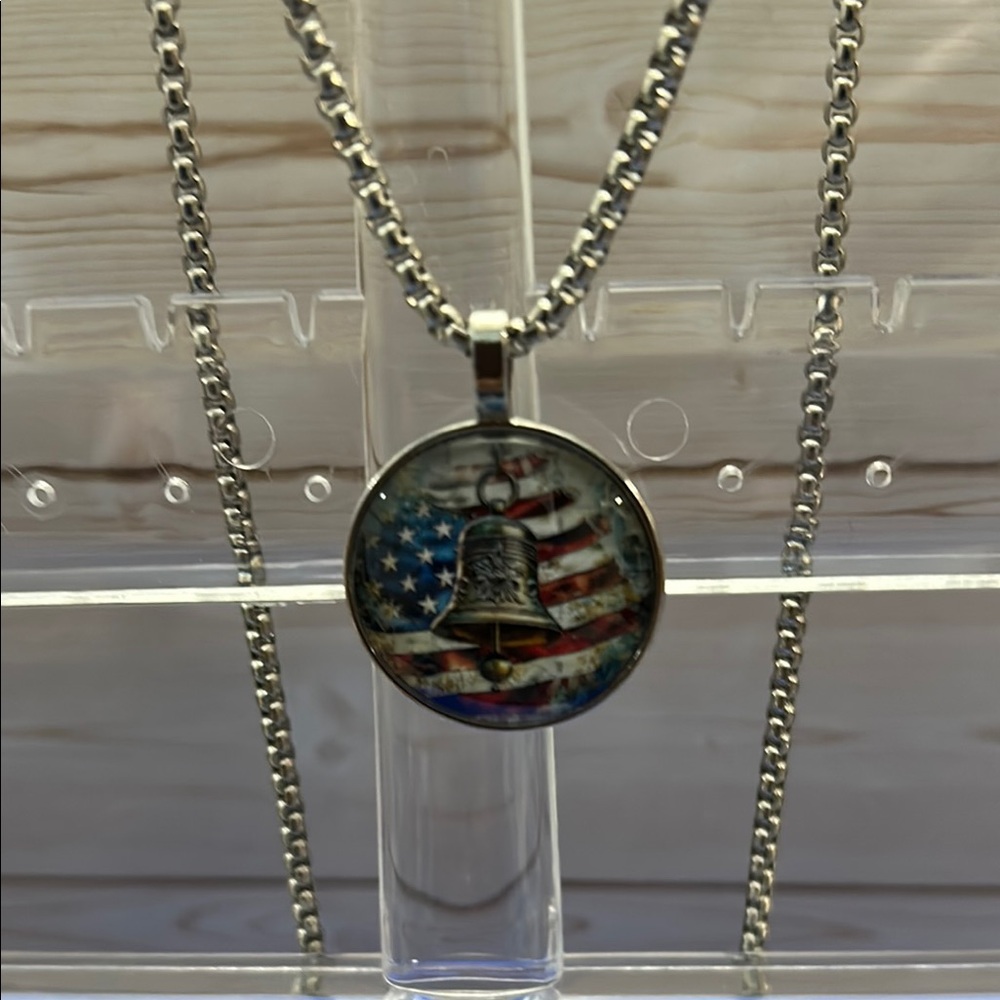 Patriotic Pendant Necklace